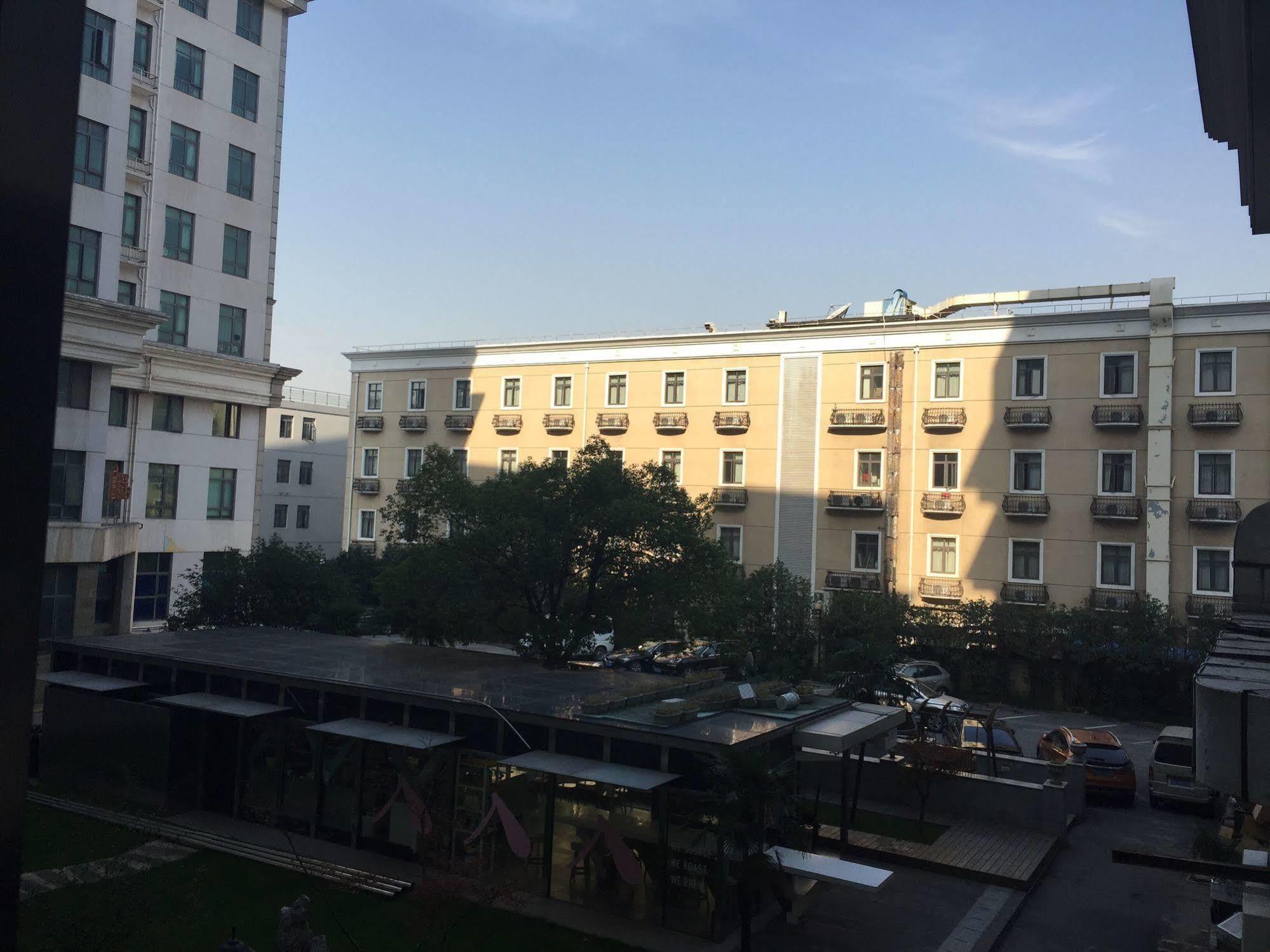 Radiance Hotel Shanghaj Zewnętrze zdjęcie
